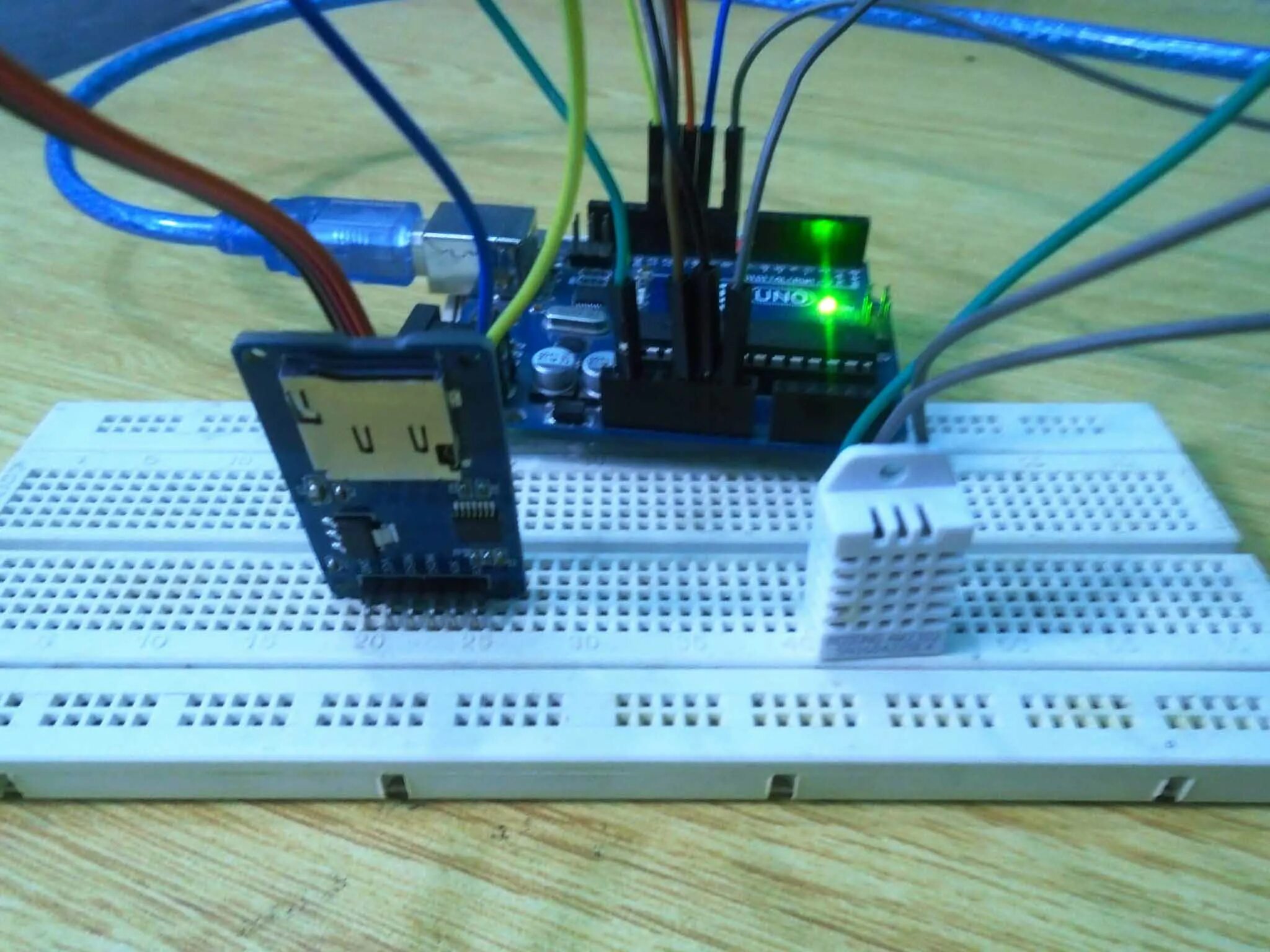 Arduino logger. Dht11 stm32. arduino data logger. термометр на attiny13 и ds18b20. ds18b20 uart.