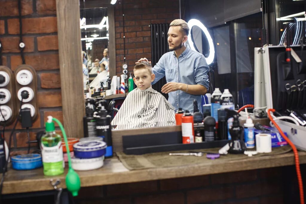 Олдбой зеленоград. Барбершоп олдбой московский пр. Олдбой ходынка. Олдбой барбершоп. Куйбышева барбершоп ступино олдбой.