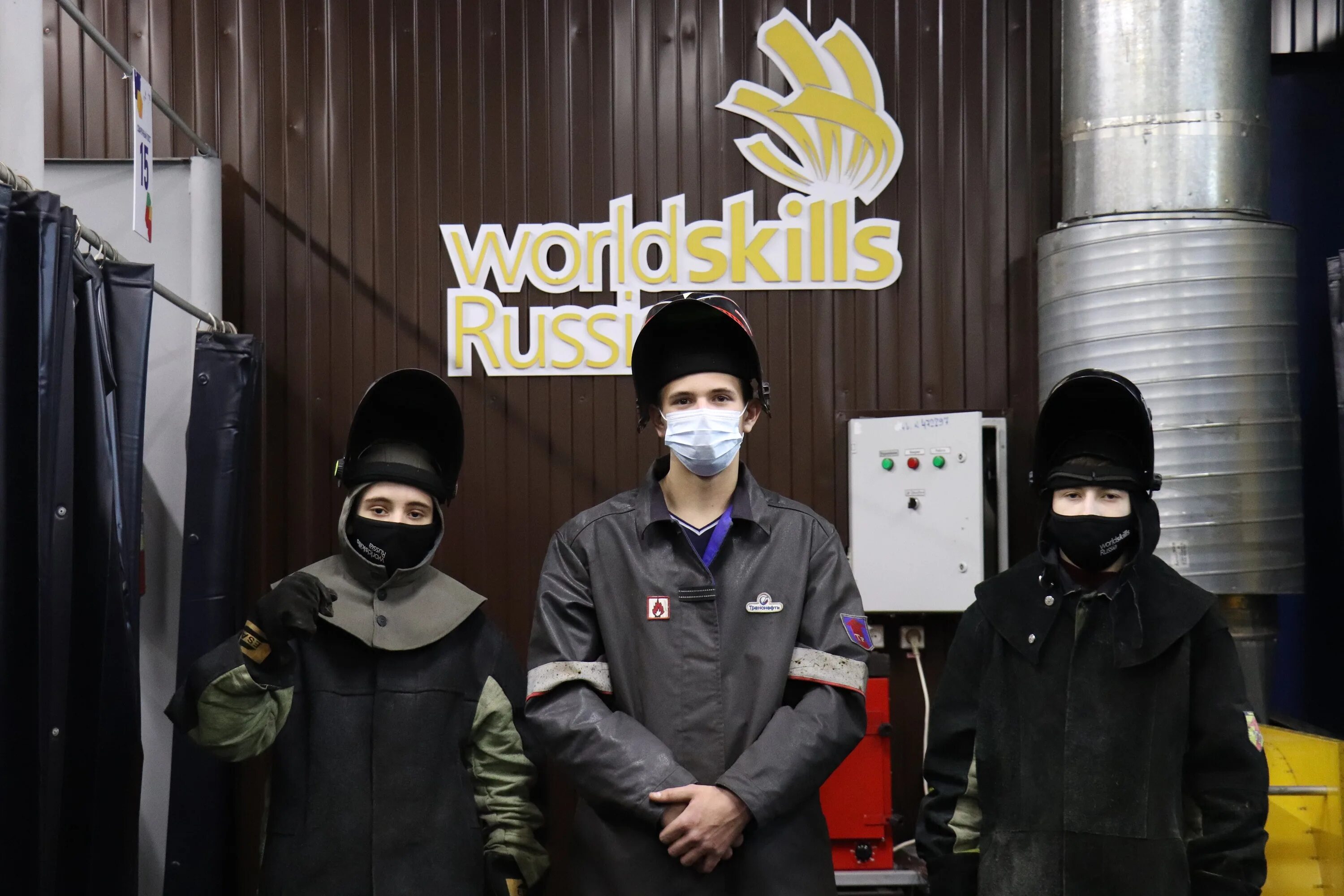 газпром лучший сварщик. телеграмм сварщики. путин на конкурсе сварщики. асбест конкурс сварщиков 2018. телеграмм сварщики.