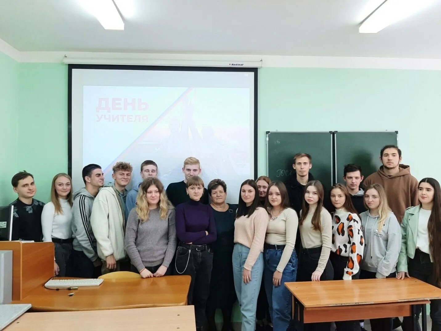 Вакансии преподаватель колледжа вуза. Трубчевский политехнический техникум. Вакансии преподаватель колледжа вуза. Техникум строитестваи городского хозяйства педагоги. Объявление требуется учитель.