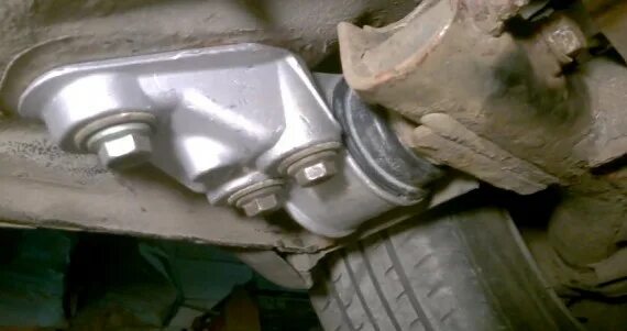 ауди а6 с5 кватро задние сайлентблоки. сайлентблоки задней балки ауди а4 б5. сайлентблок ауди а4 б5 рычаг. сайлентблоки задней балки ауди а4. задний сайлентблок а6 с5.