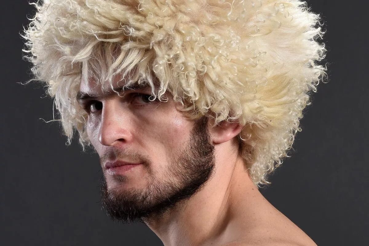 Как называется шапка у дагестанцев. Ufc папаха. хабиб в папахе. папаха кавказская. кавказская шапка.