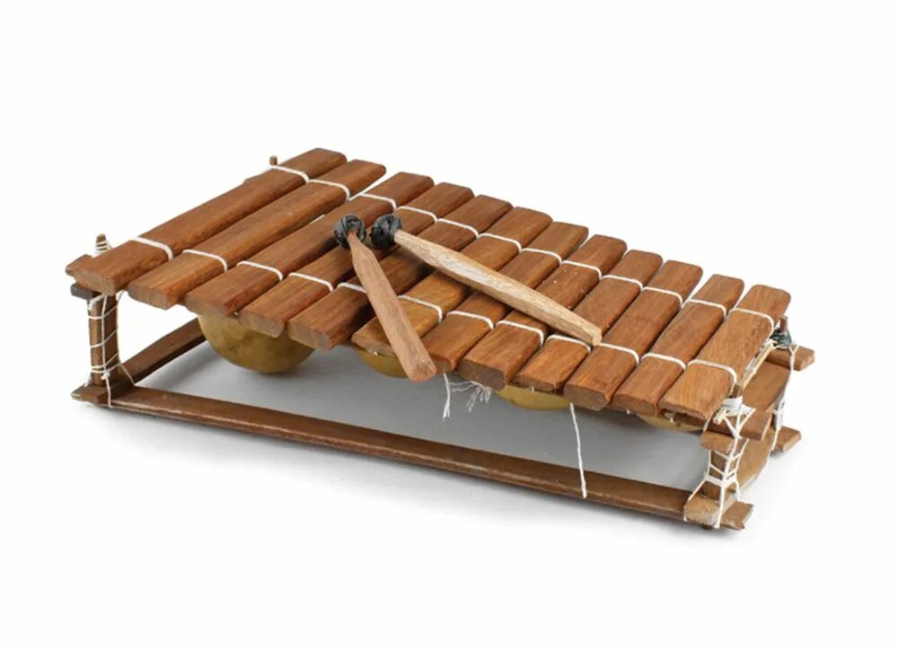 Балафон музыкальный инструмент. Африканский балафон. Музыкальные инструменты Африки балафон. Балафон палочки.