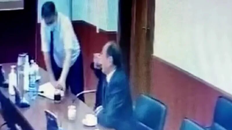 Это лекарство якобы пьют уставшие болельщики 7