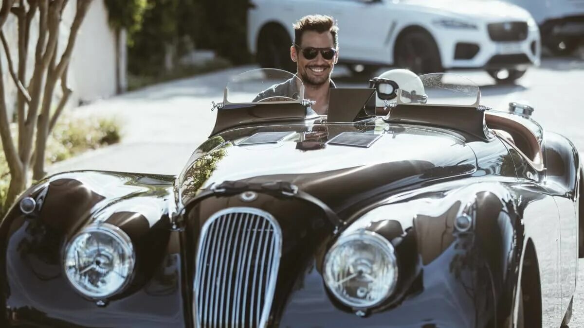 Ягуар лонг фото. Дэвид гэнди (david gandy). Машина ганди. Миллиардер стиль. Образ мужчины дорого богато.