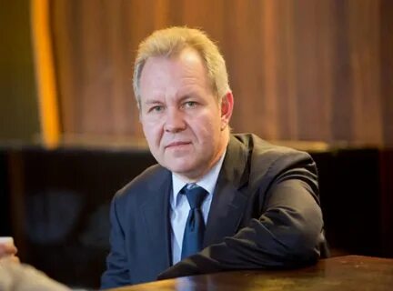 Владиславом иноземцевым