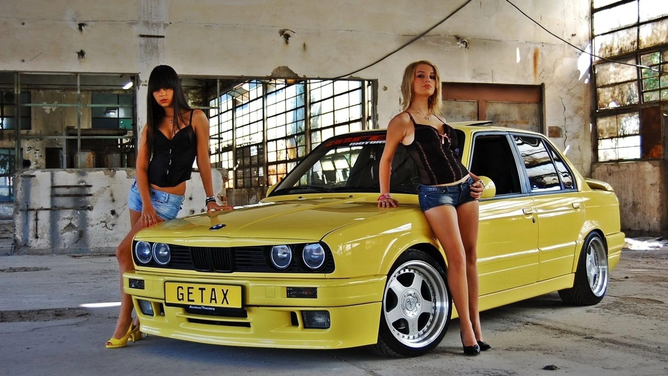 BMW e30 Tuning. БМВ е30 и девушка. BMW e30 m3 и девушки.