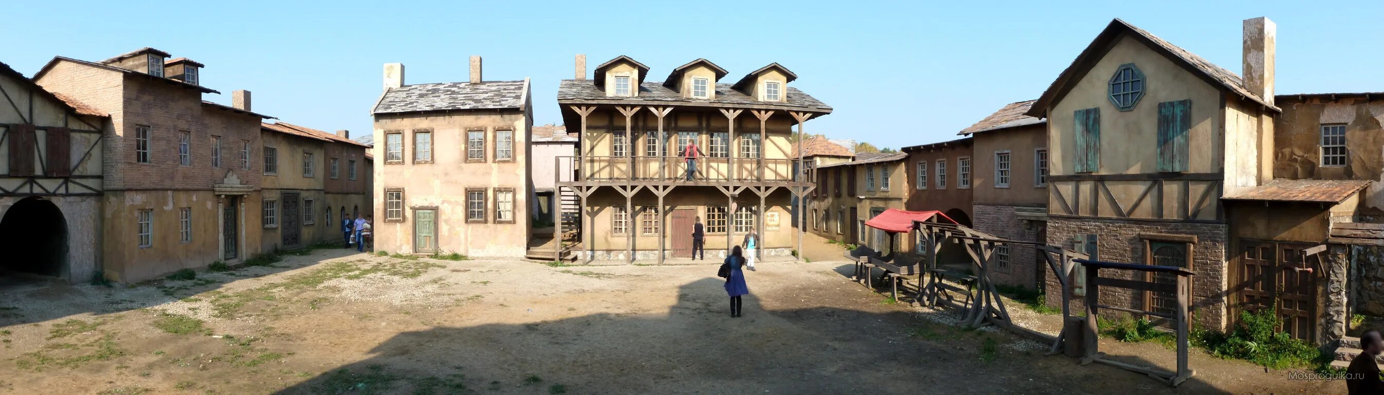 джулианна роуз лентяево. лейзи таун стефани. пилигрим порто пираты. лентяево стефани 18. заброшенный киногород пилигрим порто.