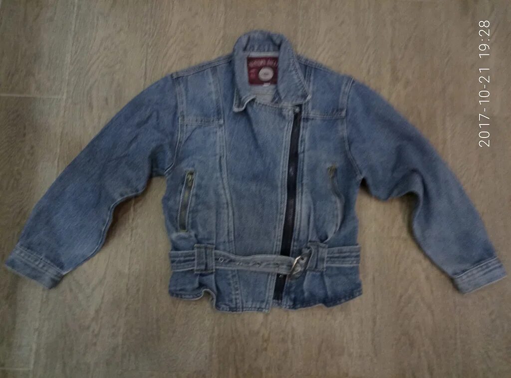 Джинсовка монтана из 90. Джинсовка левис 90е. Джинсовая куртка 90е. Джинсовка версаче из 90-х. Джинсовка 90 х.