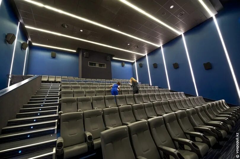 Кинотеатр вики синема лобненская. Тц малибу липецк кинотеатр. Кинотеатр зигзаг на дмитровке. Кинотеатр зигзаг на дмитровке. Малибу кинотеатр липецк.