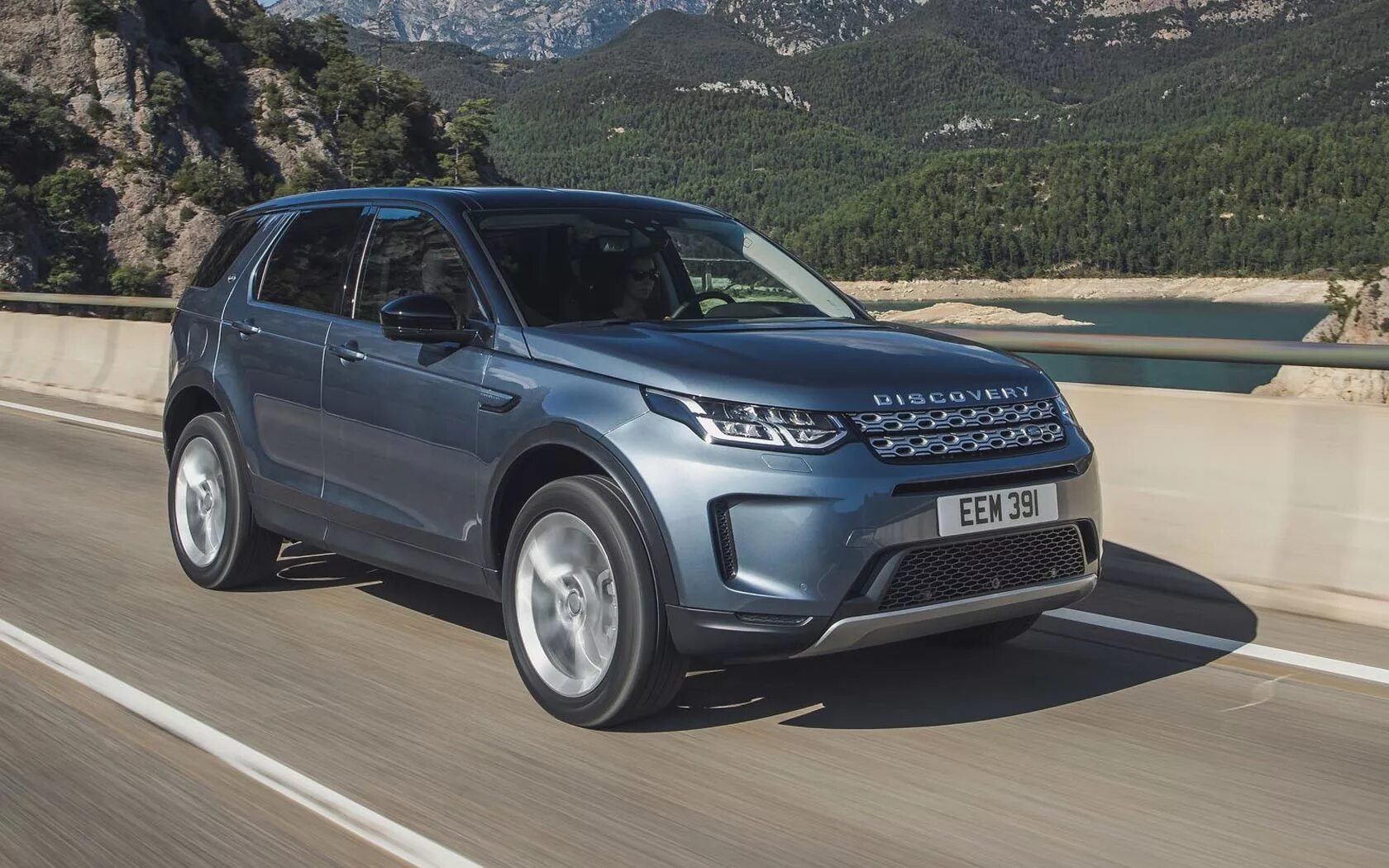 Дискавери ровер новый. Ленд Ровер Дискавери спорт 2022. Land Rover Discovery Sport 2020. Ленд Ровер Дискавери спорт 2023. Ленд Ровер Дискавери спорт 2021.