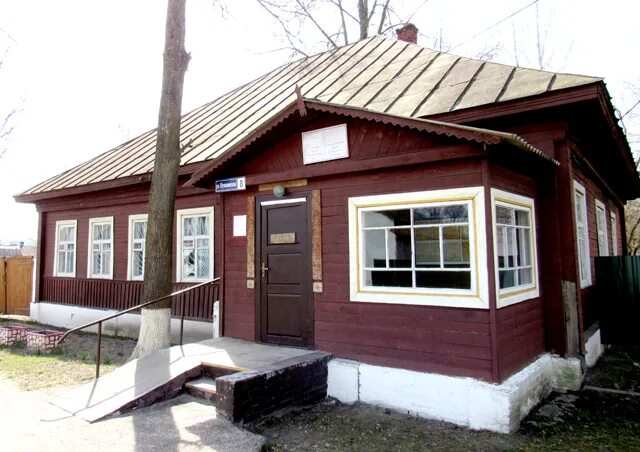 Климовичи беларусь многоэтажные дома. Климовичи беларусь. Дом климовичах. Особняк мещерских климовичи. Дом климовичах.
