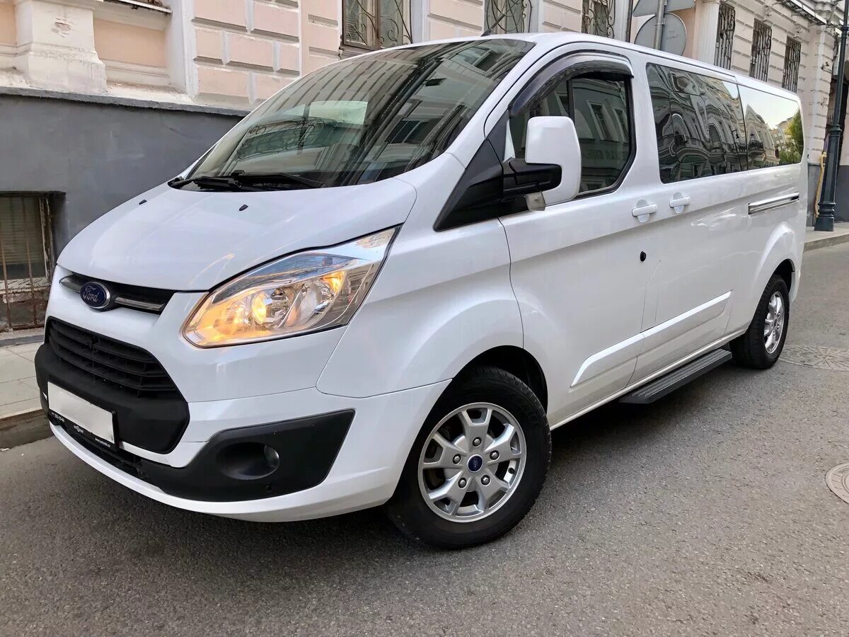 Купить форд минивэн. Ford Tourneo Custom 2014. Ford Tourneo Custom. Форд Tourneo Custom. Ford Tourneo Custom 2012.