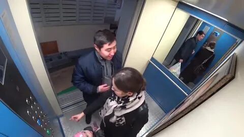 Камера в лифте видео