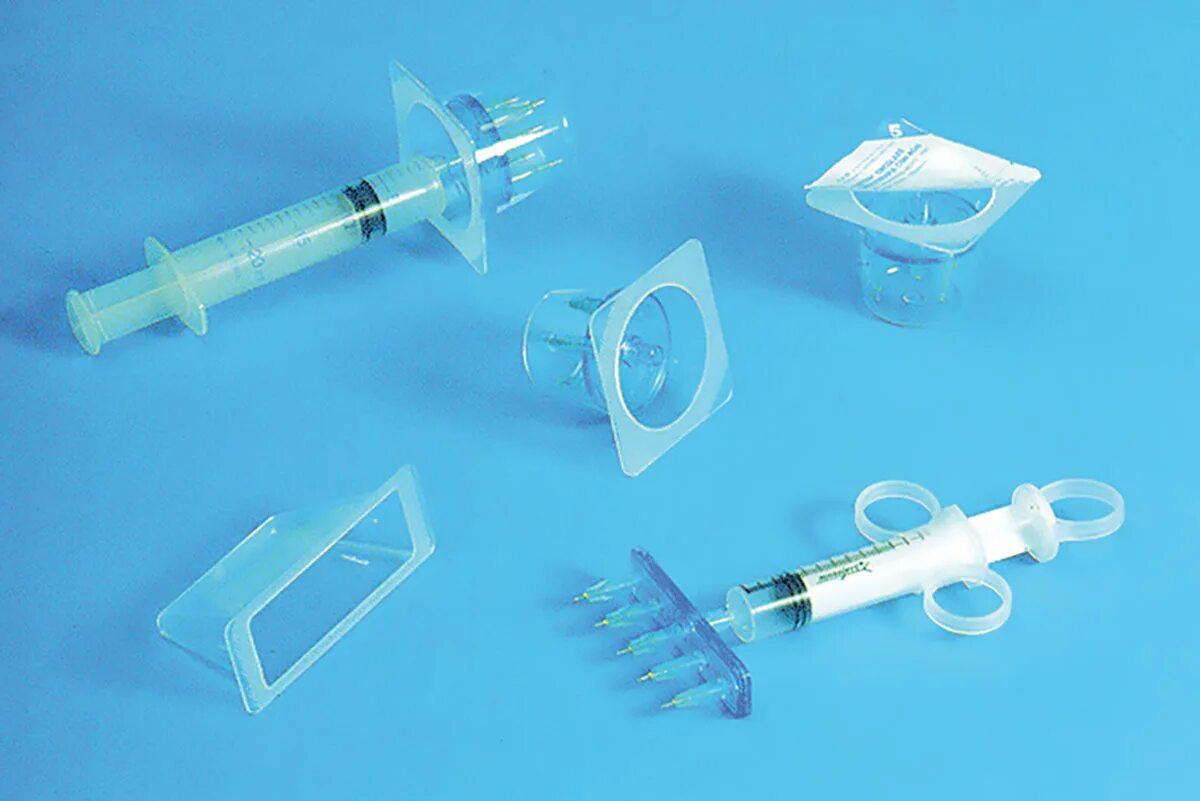 Шприцы для липолитиков. Шприц для введения липолитиков. Насадка на медицинский шприц. Мультиинжектор линейный meso-relle. Шприцы иглы для дозатора пасты.