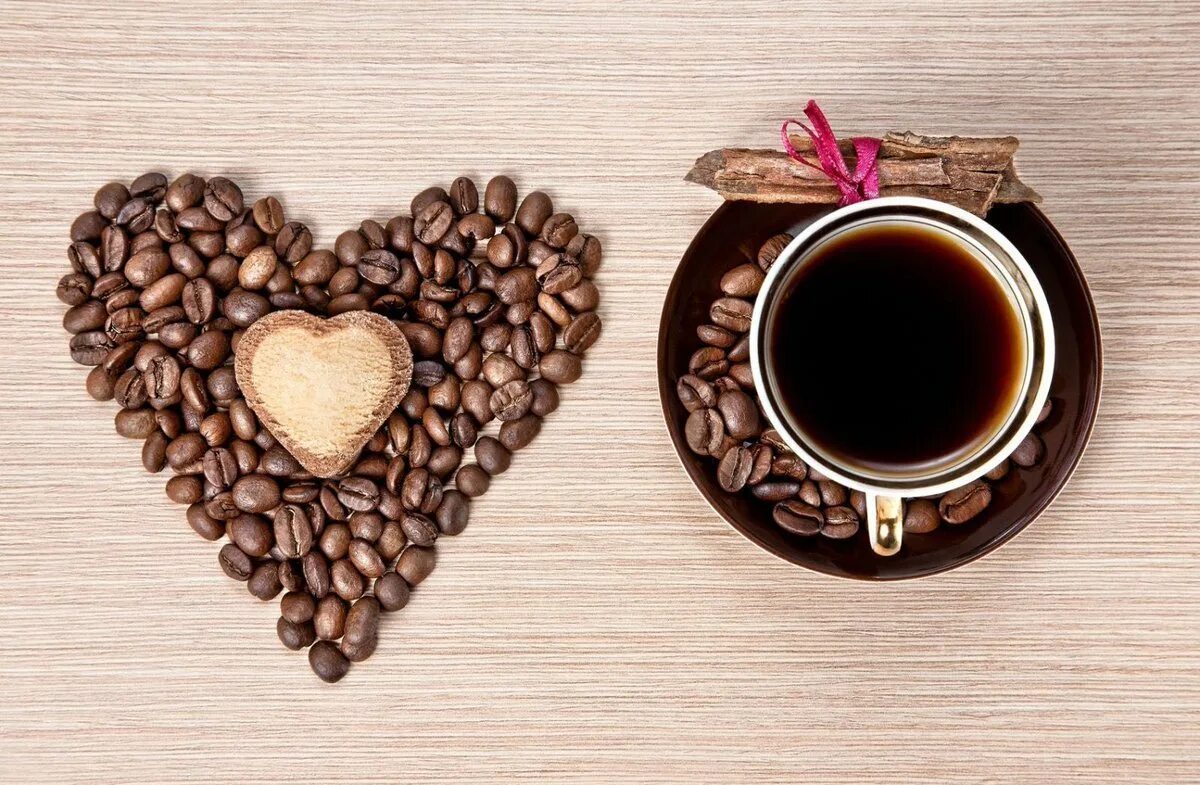 "На чашечку кофе…?!". Доброе утро кофе. Красивая чашка кофе. Красивые кофейные чашки. Доброе утро хорошего кофе картинки