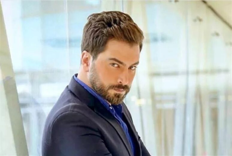 من تيم حسن إلى تامر حسني.. هل تغار زوجات النجوم من المعجبات. - زهرة الخليج