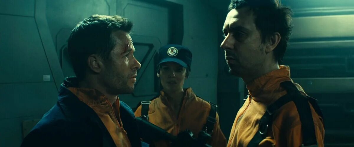 несмотря на громадные потери захватчики лезли напролом