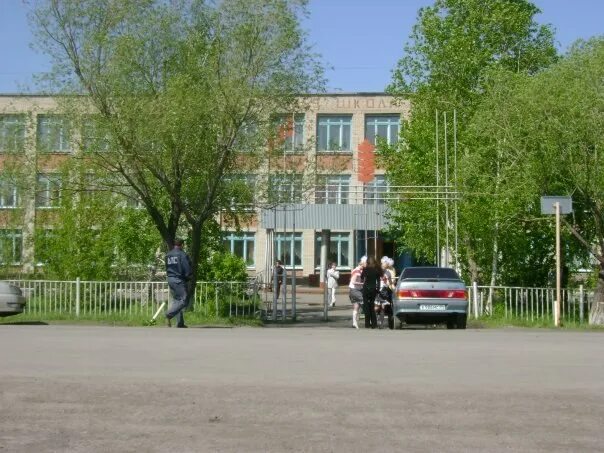 Каргатская средняя школа. Каргат школа 1. фото школы номер 3 в каргате новосибирской. город каргат улица мичурина 81. каргат ул. ленина 89.