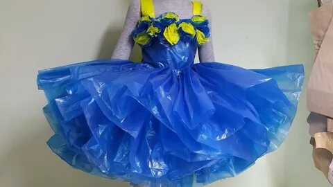 Байланған сексуалды әйелдерді ұрды