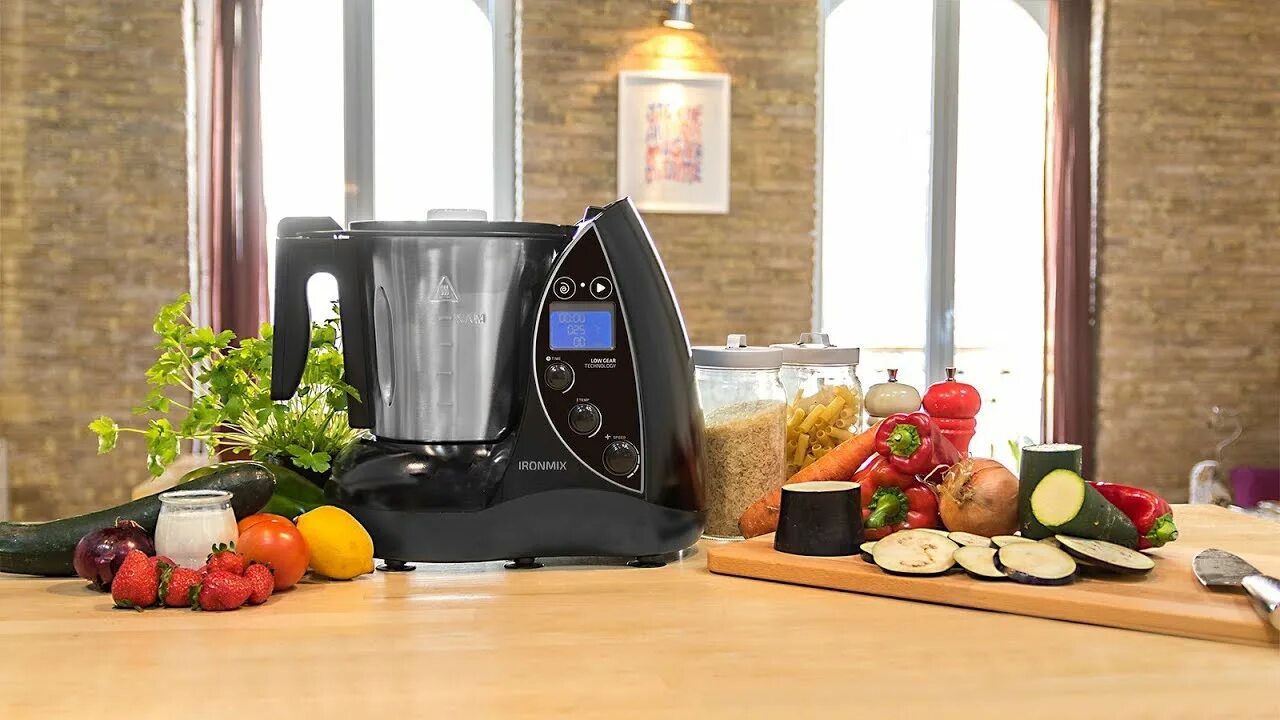 Кухонный робот smart cooking robot. Кухонный робот. робот готовит на кухне. робот готовит еду. двурукий робот-повар moley.