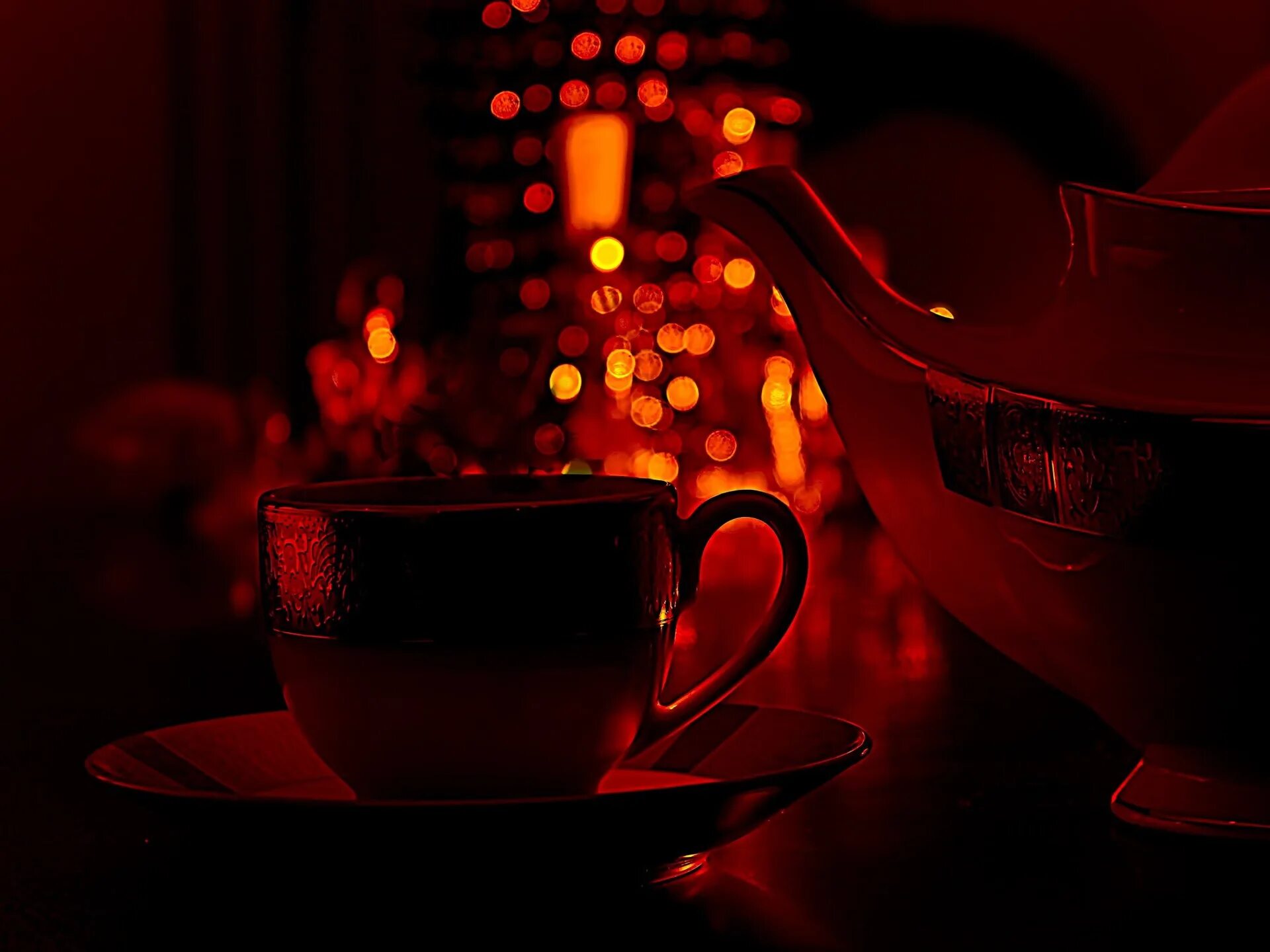 Night cup. Вечер Кружка чая. Чашка кофе вечером. Вечернее чаепитие. Вечерний чай.