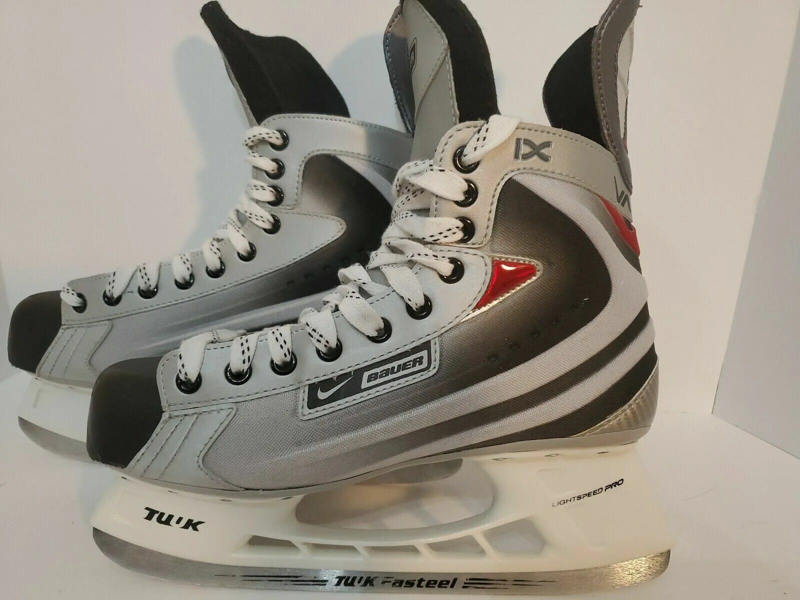 Коньки найк. Nike Bauer Vapor. Коньки Nike Bauer Vapor. Nike Bauer Vapor IX. Bauer Vapor VII.