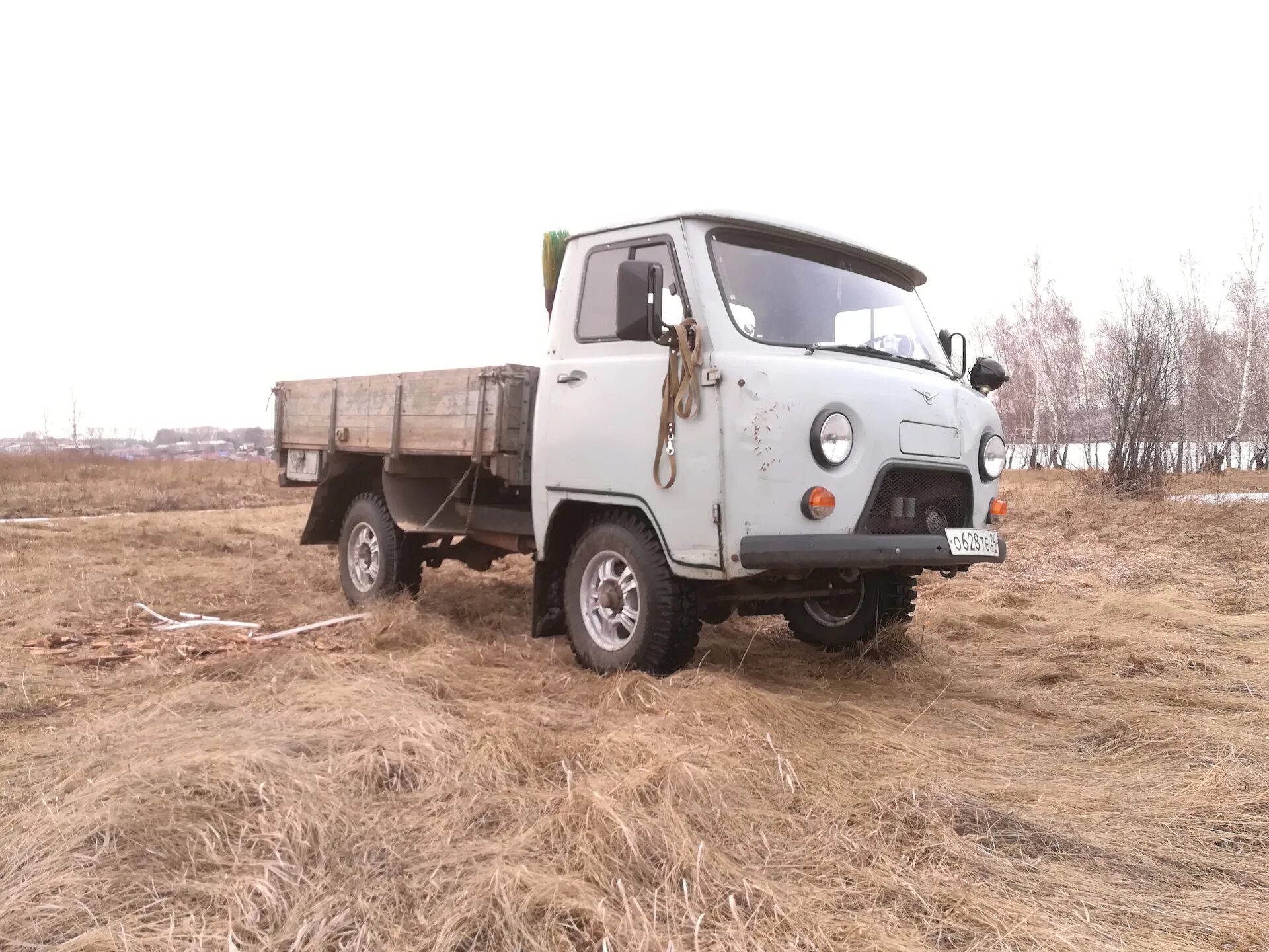 УАЗ 3303 С полуприцепом. УАЗ 3303 2018 изотермический. И 520 на УАЗ. УАЗ (520*200*270). Куплю уаз 3303 в алтайском