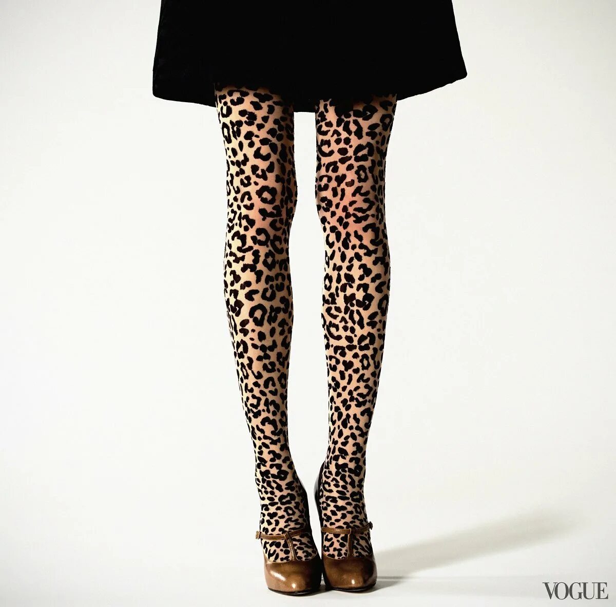 Леопардовые колготки. Колготки Vogue Leopard. Модный рисунок на колготках. Колготки с леопардовым рисунком. Колготки леопардовые черные.