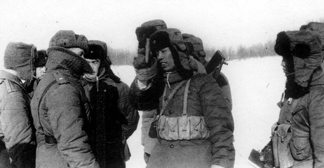 Битва на даманском острове 1969. Остров даманский 1969. Картина бой на даманско. Пограничный конфликт на острове даманский 1969 г. Советско-китайский пограничный конфликт на острове даманский.