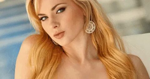 Әйелі куннилингуспен ауырады және біз оған иттік стиль береміз