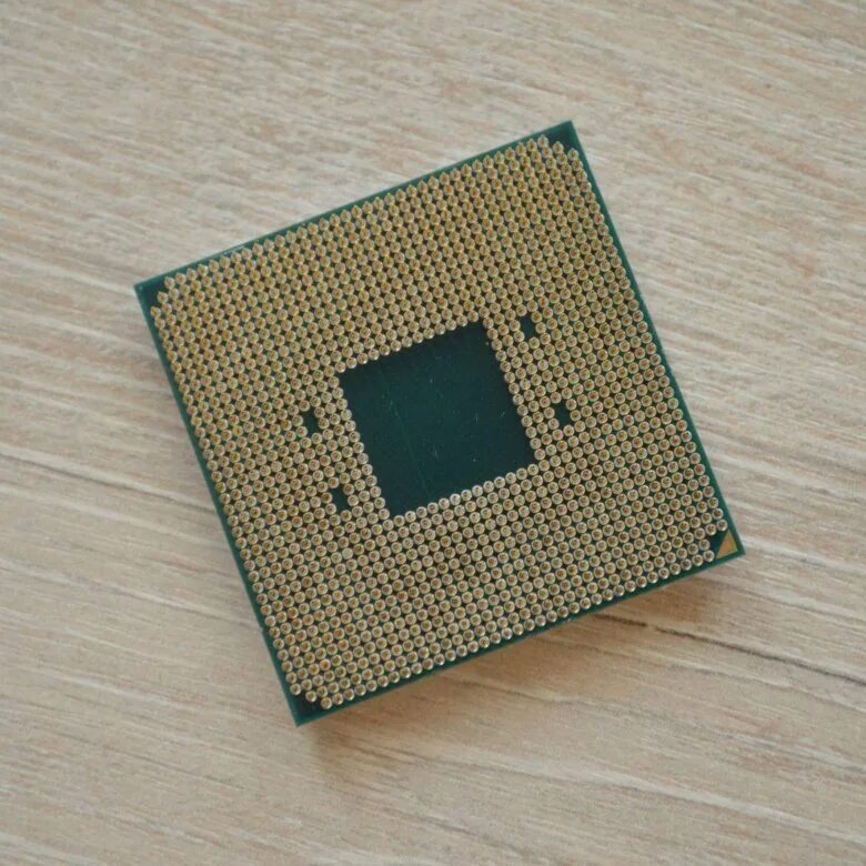 Купить процессор ryzen 5600. Ryzen 5 5600x. Процессоры AMD Ryzen 5600x. AMD 5 5600. Процессор AMD Ryzen 5 5600x OEM am4 Vermeer 100-000000065.