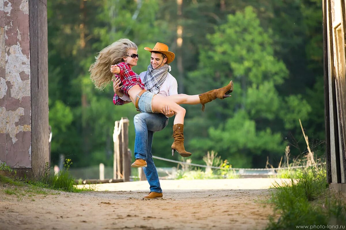 сумасшедшие идеи для фотосессии. «это очень забавная история», 2010 зак галифианакис. девушка дурачится. забавные стори. это очень забавная история фильм 2010.