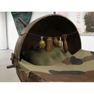 Хозяин суровый мужик не рад был ни