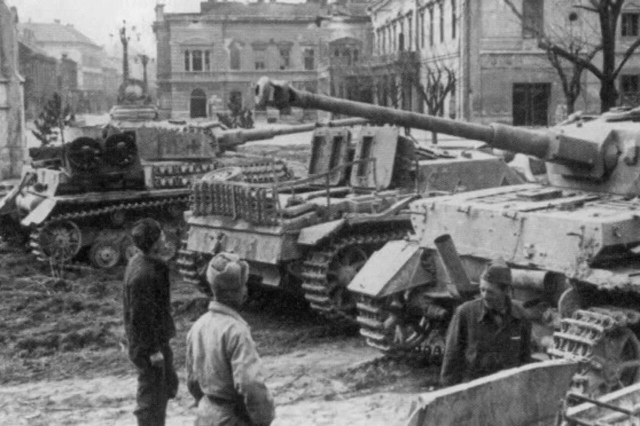 Венская наступательная операция 1945. Братиславско-Брновская наступательная операция. Пражская операция. Венская наступательная операция