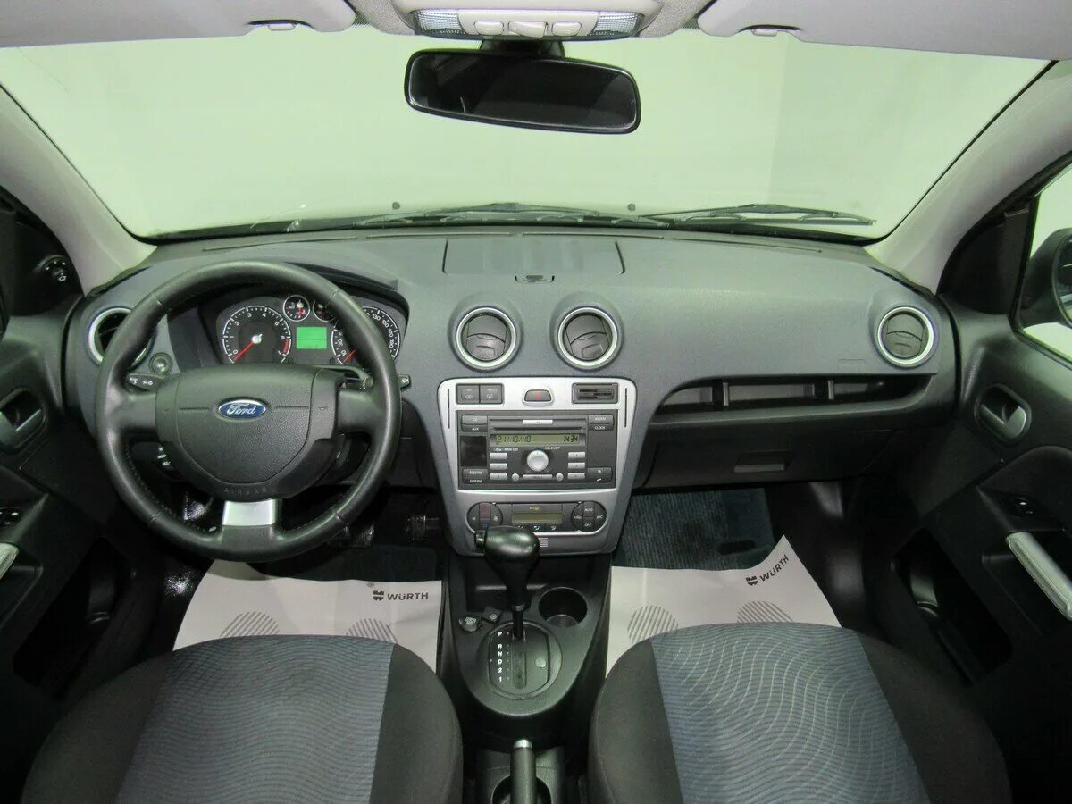 4. Форд фьюжен автомат. Форд фьюжн 2007 салон. Ford fusion 2009 салон. Форд фьюжен 1,6 с автоматом.