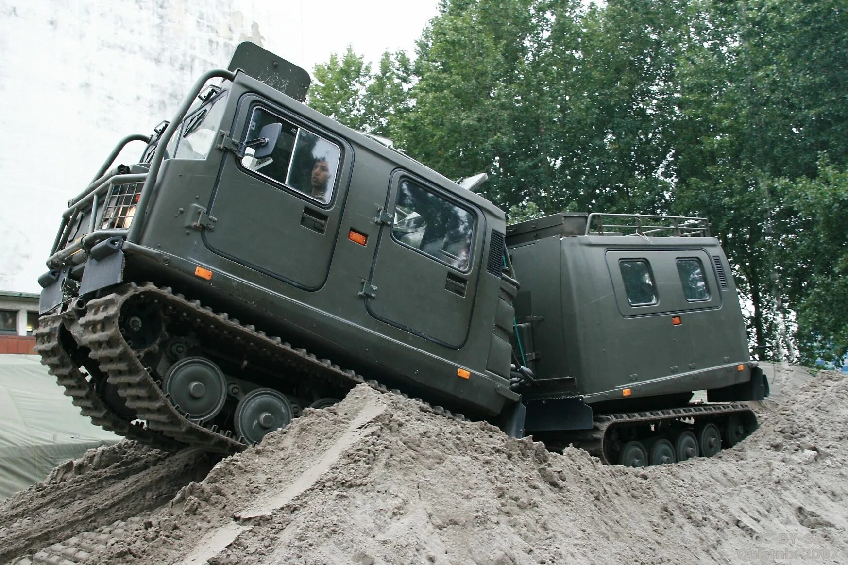 Вездеходный Транспортер Hagglunds bv206. Шведский вездеход BV-206. Болотоход BV-206 Лось. Вездеход Лось BV 206. Tracked vehicle