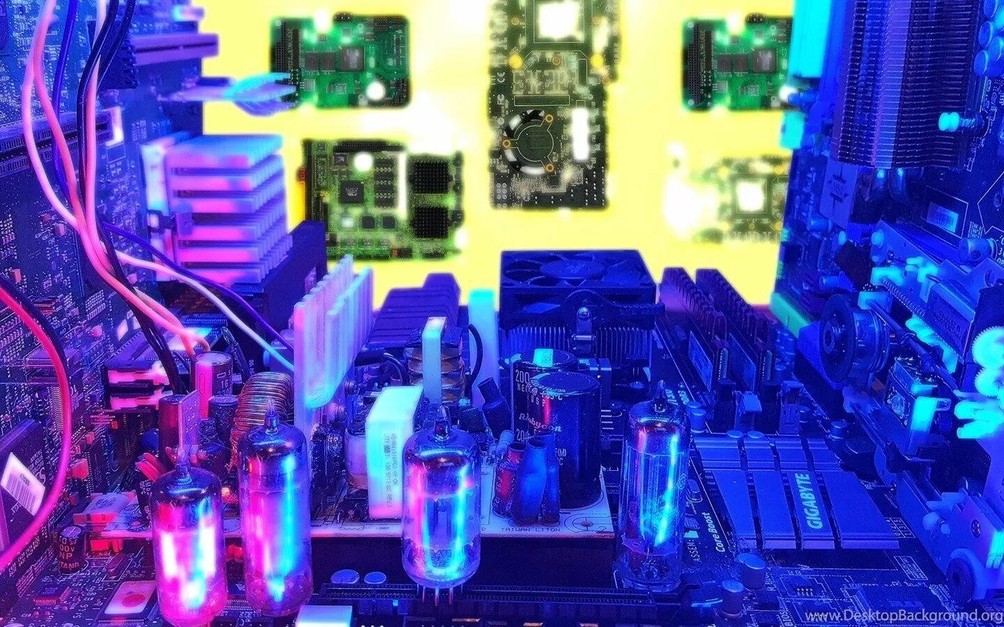 Inside the computer. Компьютер изнутри. Компьютерные обои. Компьютер HD. Обои на рабочий стол компьютерные.