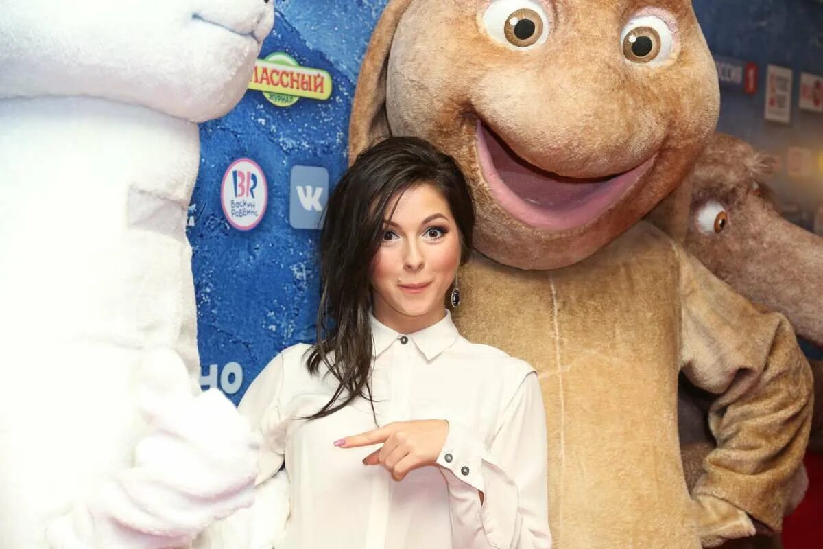 Кто озвучивал орма из снежной королевы. Снежная королева 2012 герда и кай. Снежная королева озвучка охлобыстин. Кто озвучивал орма из снежной королевы. Надежда ангарская снежная королева зазеркалье.