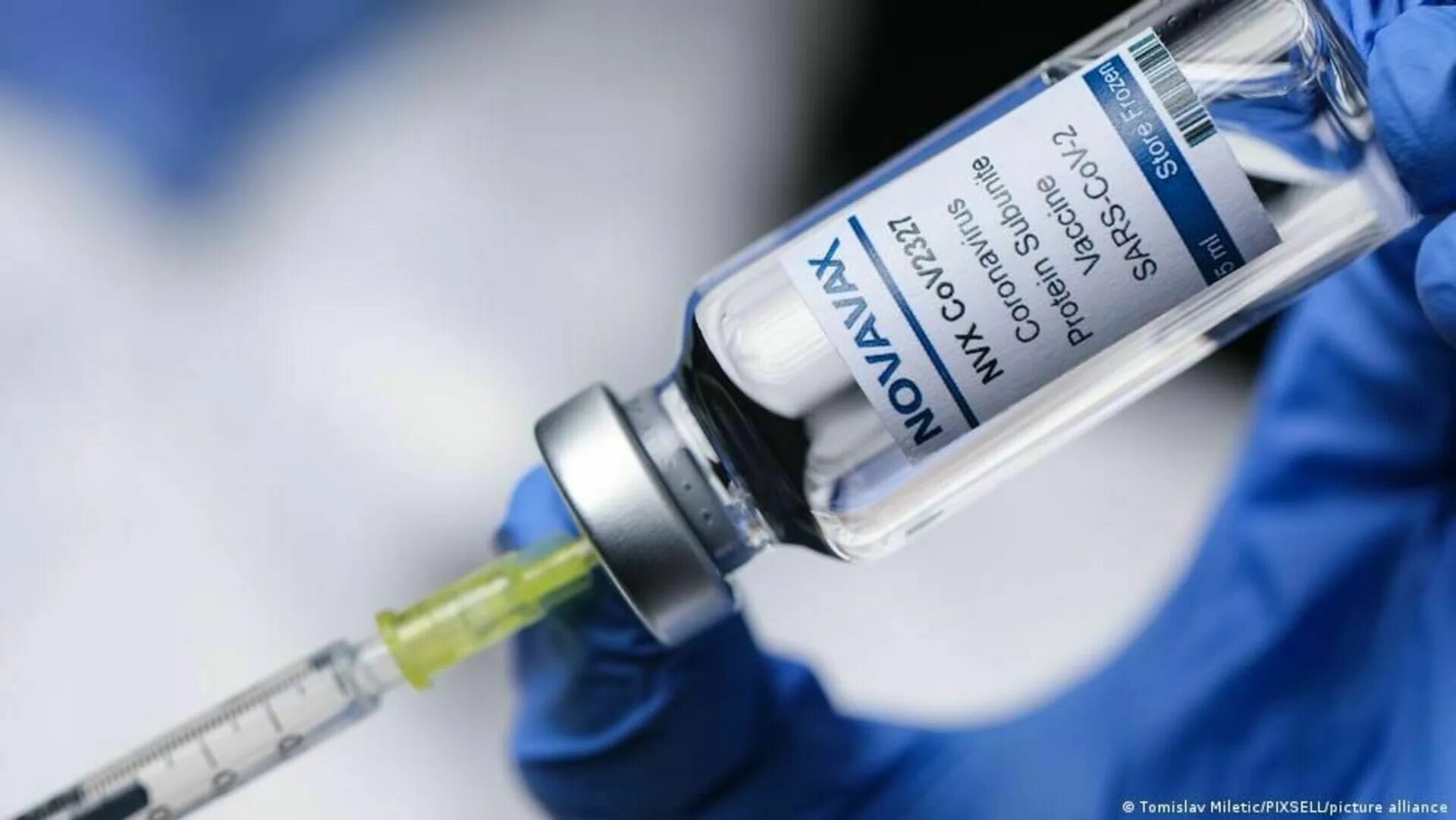 Новая вакцина мир. Вакцина Novavax nuvaxovid. Вакцина против Covid-19. Современные разработки вакцин. Вакцины одобренные Евросоюзом.