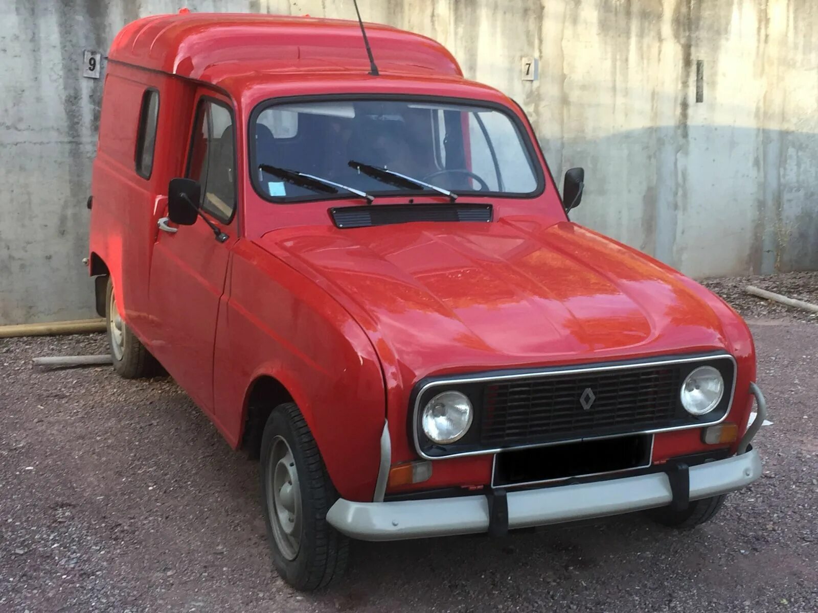 Renault 4 f4. Рено 4 1983. Рено 4 турбо. 4control Рено что это. Рено 4 купить бу