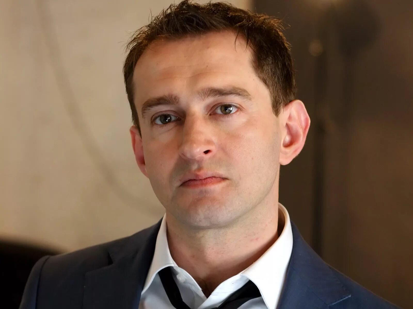 костя хабенский. константин хабенский. хабенский портрет. константин хабенский актер. константин хабенский актер.