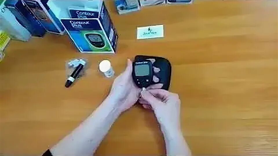 Как пользоваться глюкометром contour. Батарейка для глюкометра контур тс. Глюкометр контур тс комплектация. Глюкометр контур плюс. Глюкометр контур плюс электрохимический.