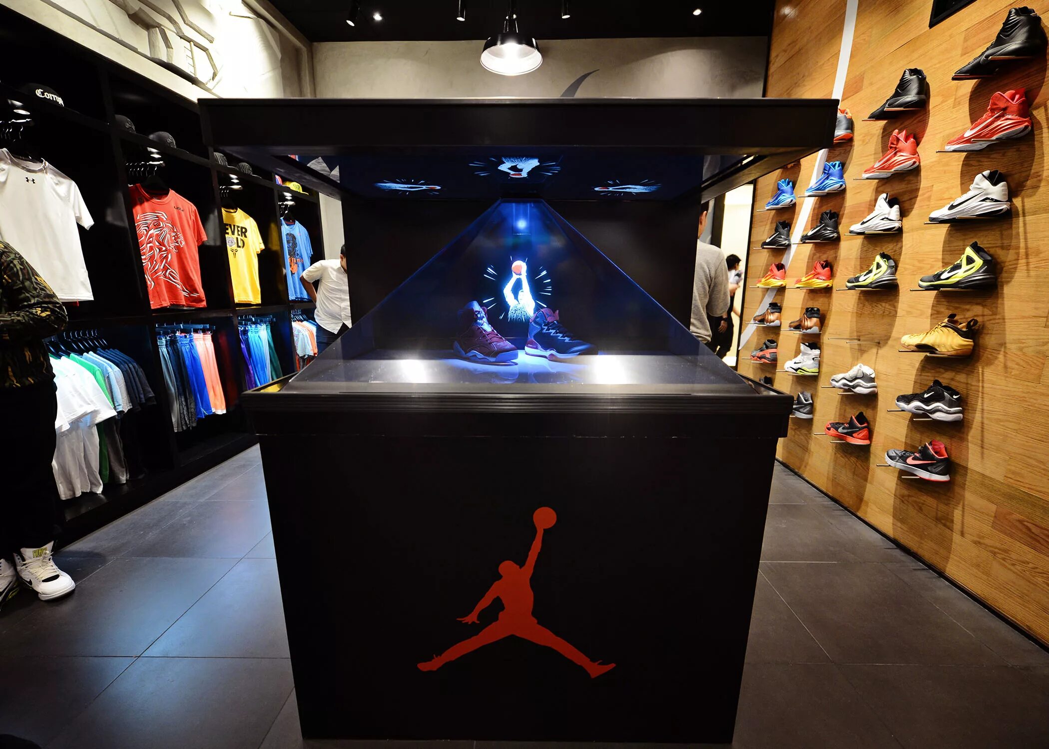 Meet market отзывы. Air Jordan Store. Магазин Nike Air Jordan в Москве.