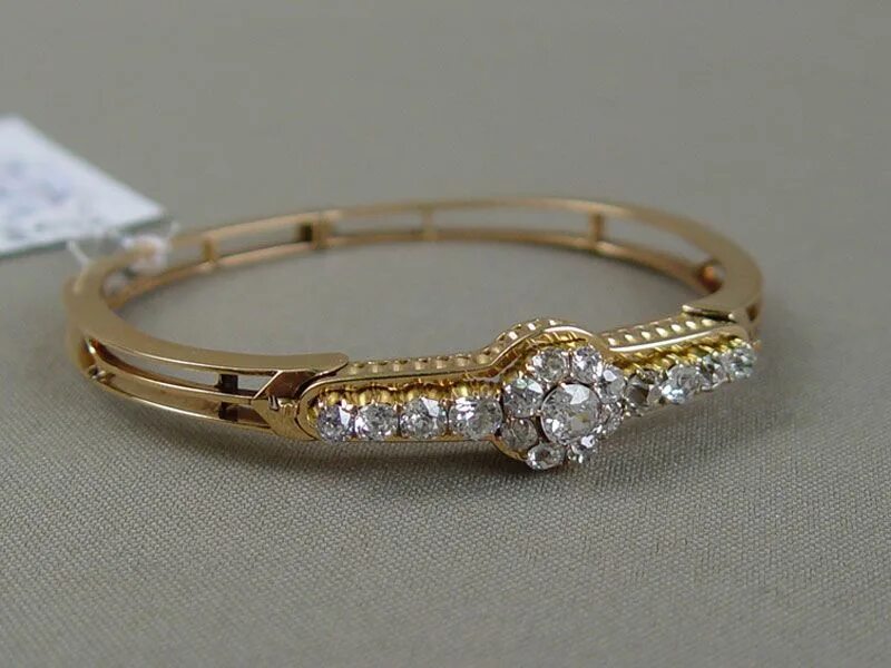 золотой браслет с бриллиантами женский. золото фирмы. александрит 24050077. ош алтын базар. серьги золото 583 одесский ювелирный завод.