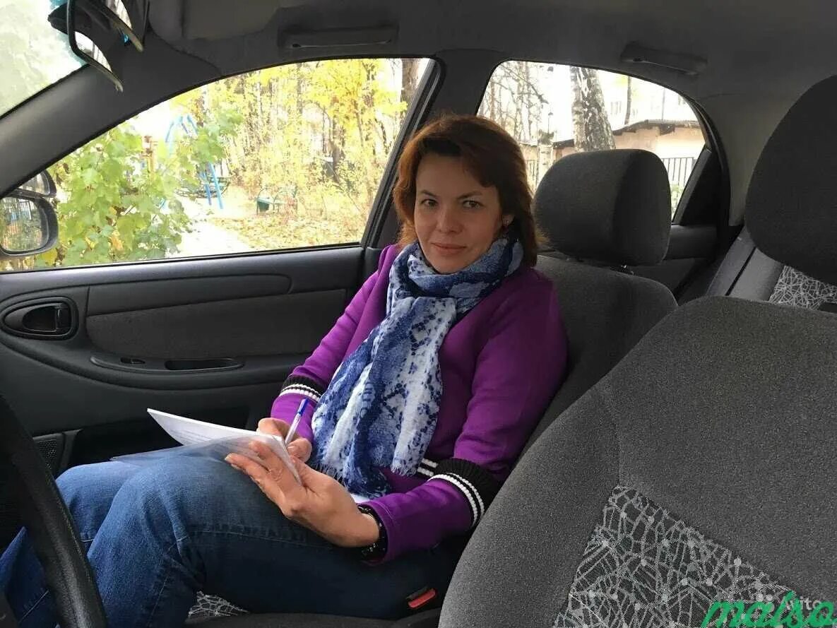 Женщина автоинструктор по вождению. Автоинструкторы женщины москва. Инструктор акпп. Чепиков павел брянск. Александр чепиков.