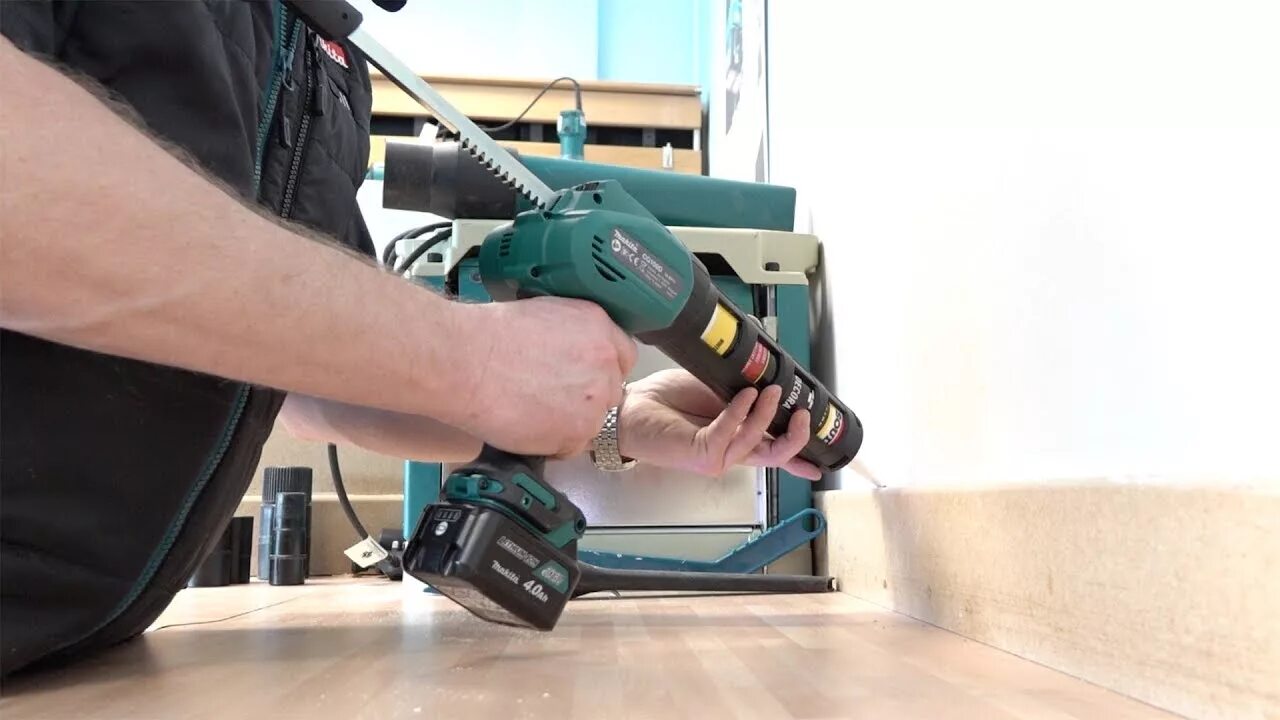 Makita lxfd01cw cordless drill review. Евгений белгород обзор шурупо. Cg100d makita. Аккумуляторная болгарка макита безщеточная. Макита видео обзор.