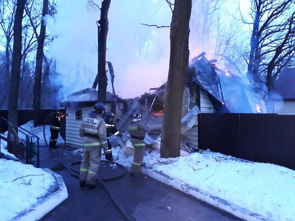 Сгорела турбаза водолей