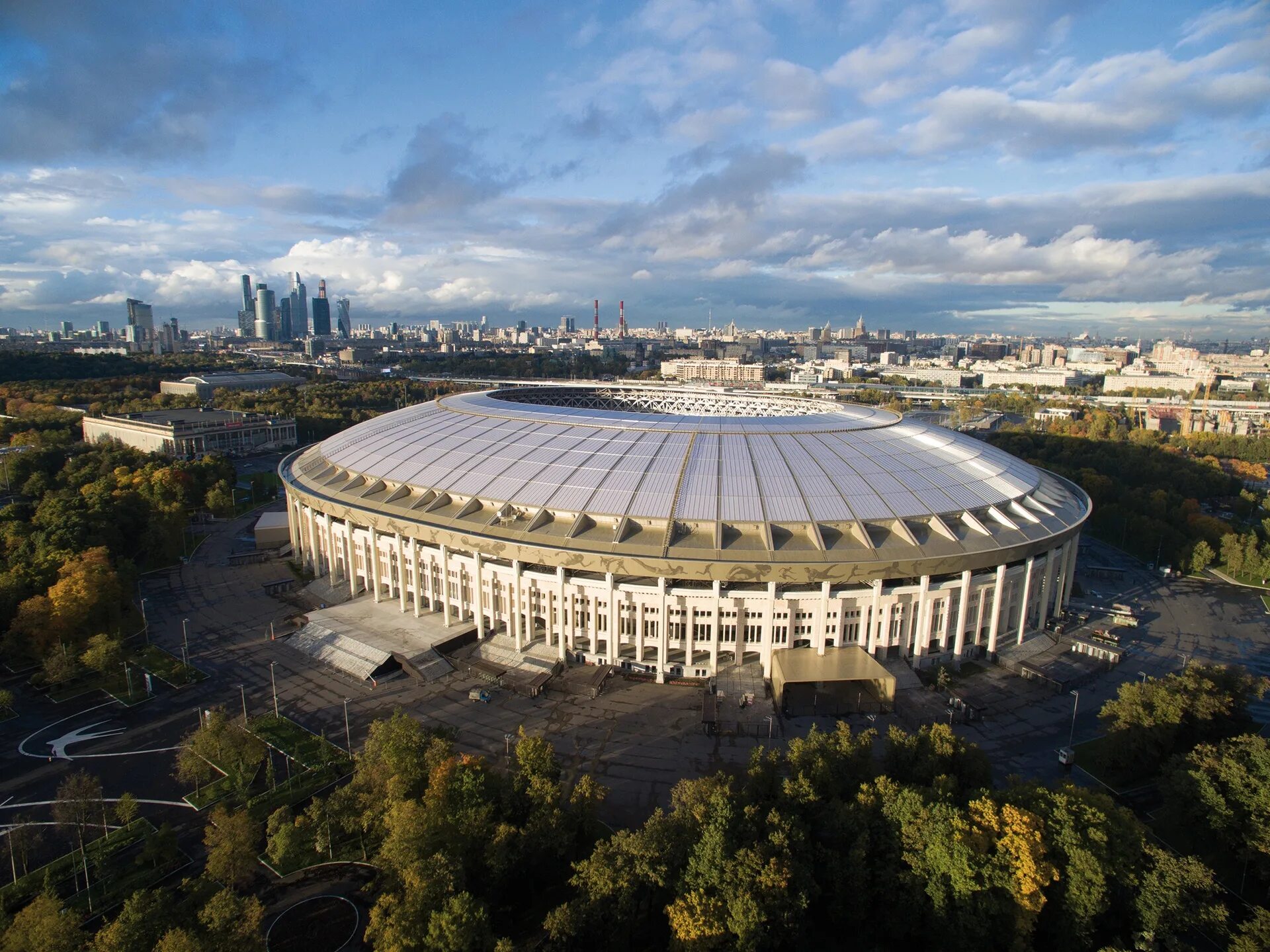 Стадион Лужники Москва. Лужники Арена. Крыша стадиона Лужники. Олимпийский комплекс Лужники. Стадион г москва