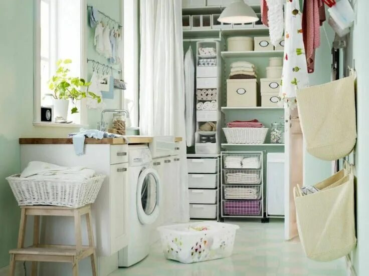 White laundry room Классический Прачечная Даллас от эксперта Posh Spaces